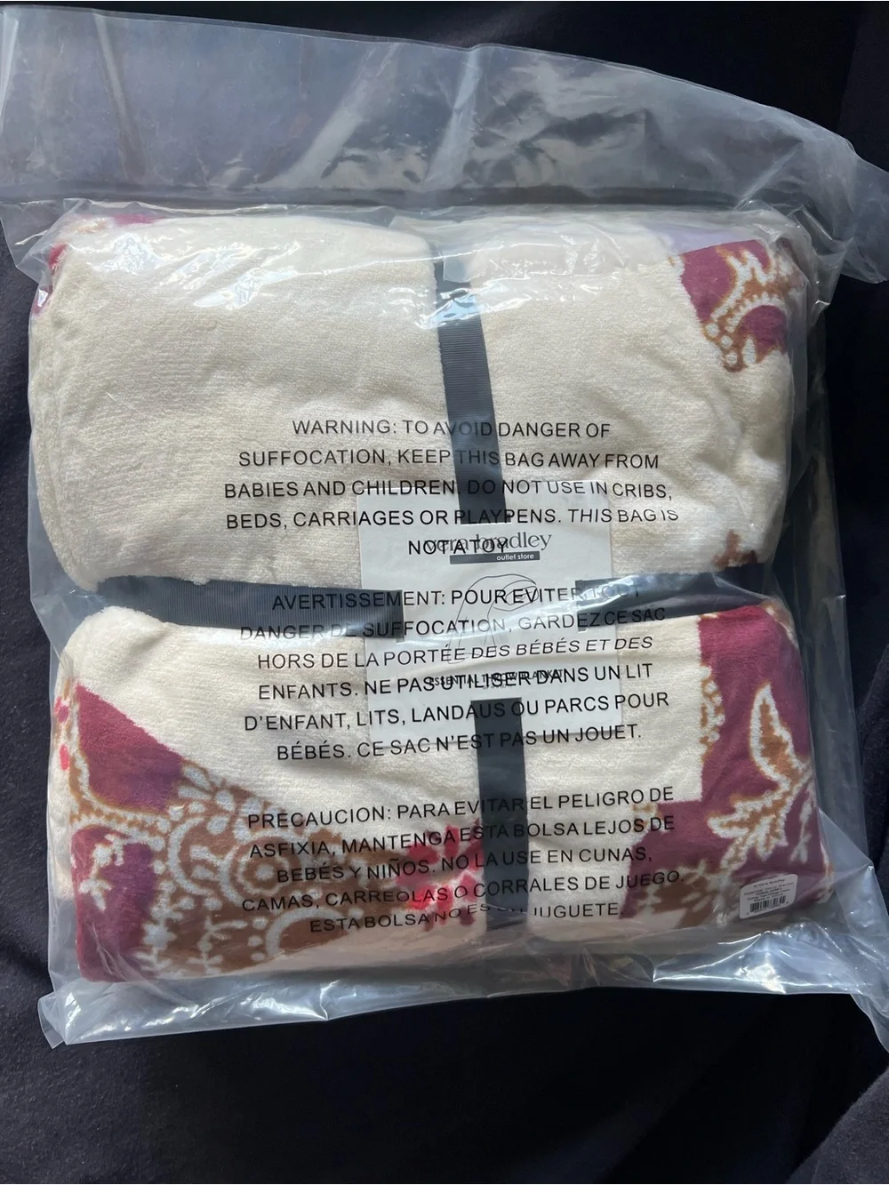 SEALED Vera Bradley Essential Throw Fleece Blanket Holiday Tree Cottage Cream